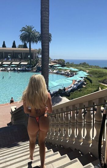 Full leaked Ava robar private onlyfans photo