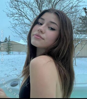 Ava Rose