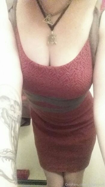Full leaked Avalonrose private onlyfans photo