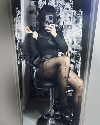 Full leaked Aveline tetsuya private onlyfans photo