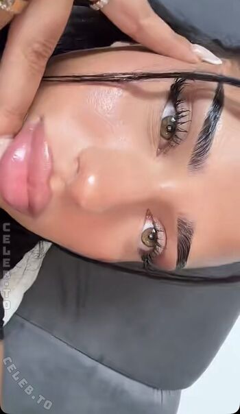 Full leaked Avendaaxs private onlyfans photo