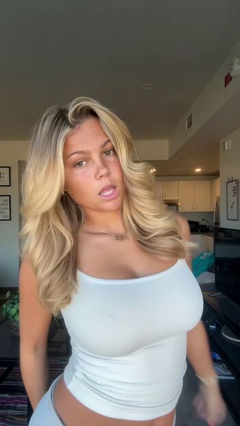 Avery bracher leaked photo video viral