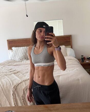Full leaked Avery cyrus averycyrus private onlyfans photo