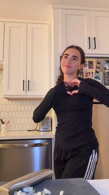 Full leaked Avia butler private onlyfans photo