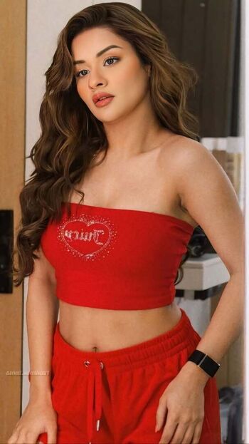 Full leaked Avneet kaur page private onlyfans photo