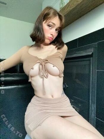 Full leaked Awholelottazozo private onlyfans photo