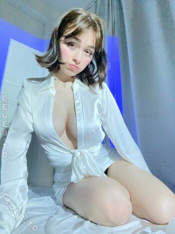 Full leaked Awholelottazozo private onlyfans photo