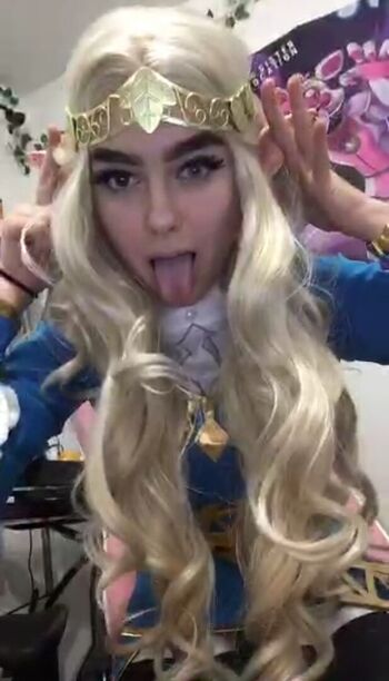 Full leaked Awkspew roo page private onlyfans photo