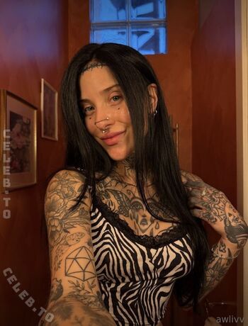 Full leaked Awlivv private onlyfans photo