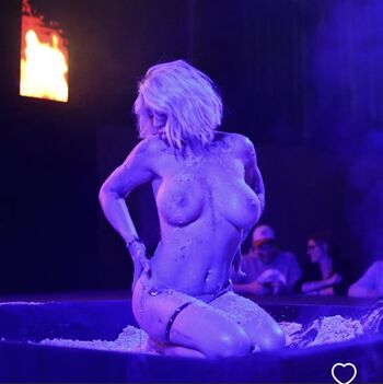 Full leaked Aya show private onlyfans photo