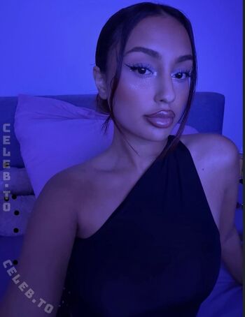 Full leaked Ayjen offiziell private onlyfans photo