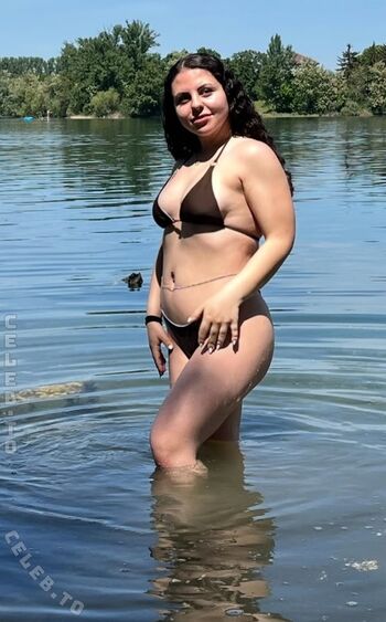 Full leaked Aylinaphrodite private onlyfans photo