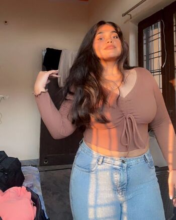 Full leaked Ayushi bhardwaj page private onlyfans photo