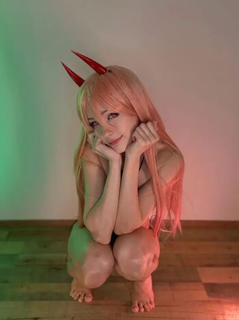 B_u_l_o_c_h_k_a (bulochkatyt)