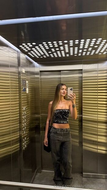 Full leaked Babe kayla private onlyfans photo