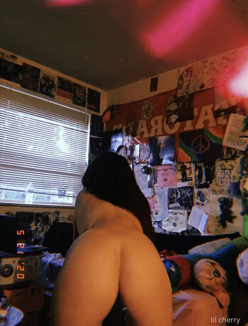 Full leaked Baby cherry private onlyfans photo