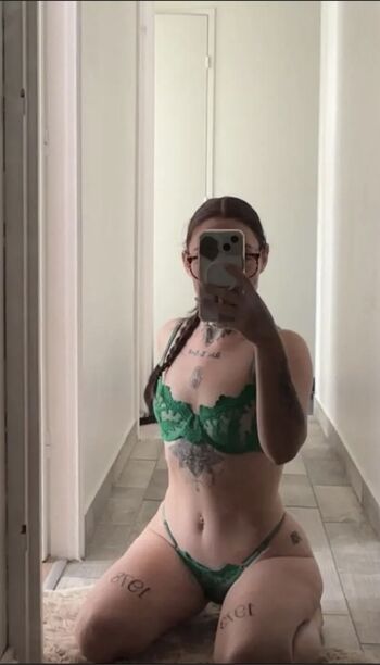 Full leaked Babyclo private onlyfans photo