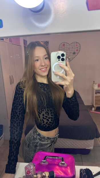Full leaked Babyfacebunnyy private onlyfans photo