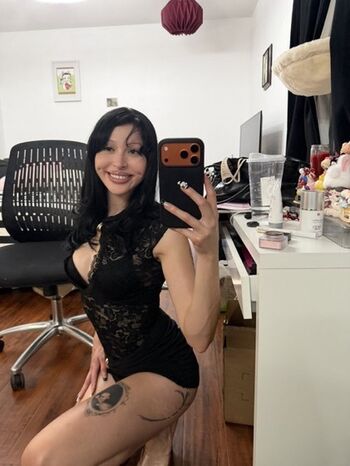Full leaked Babymnm private onlyfans photo