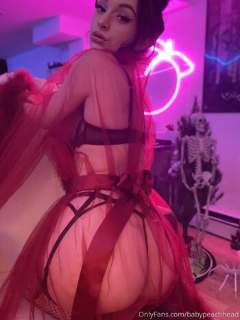 Full leaked Babypeachhead private onlyfans photo