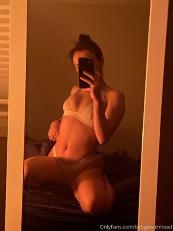 Full leaked Babypeachhead private onlyfans photo