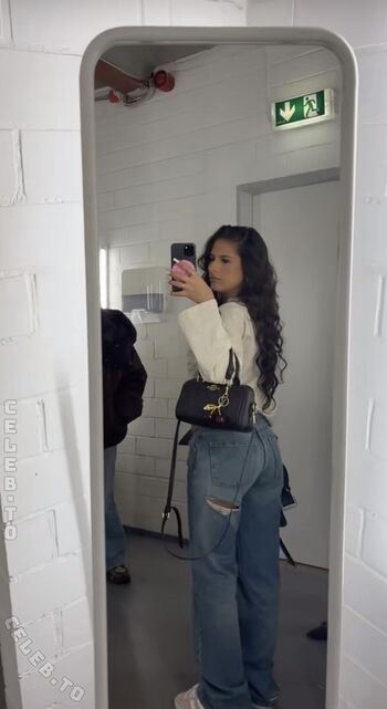 Full leaked Babyyjuli private onlyfans photo