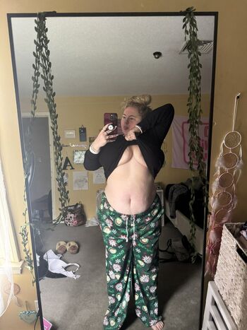 Full leaked Bad blondiee private onlyfans photo