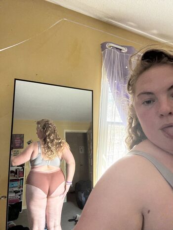 Full leaked Bad blondiee private onlyfans photo