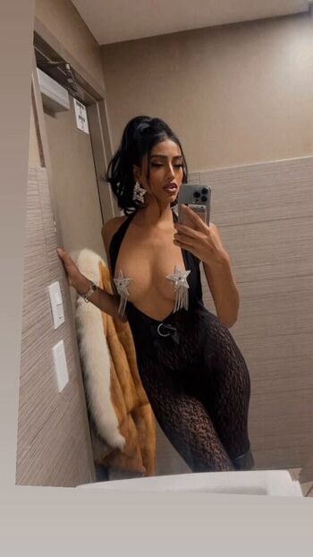 Full leaked Badgyalshaw private onlyfans photo