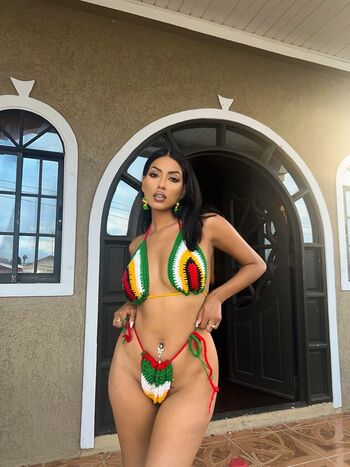 Full leaked Badgyalshaw private onlyfans photo