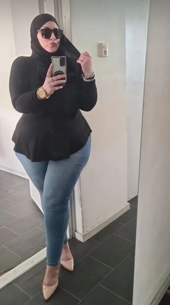 Full leaked Badiaettalabi private onlyfans photo