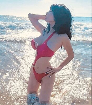Full leaked Bai ling  page private onlyfans photo