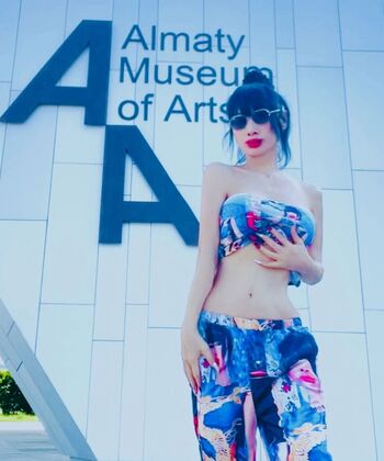 Full leaked Bai ling page private onlyfans photo