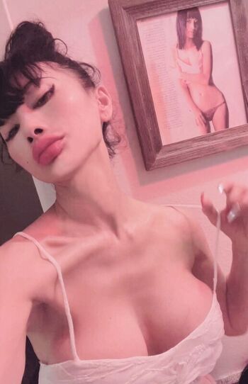 Full leaked Bai ling  page private onlyfans photo