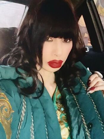Bai Ling