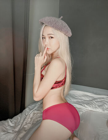 Full leaked Baibaifern private onlyfans photo