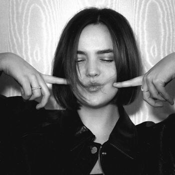 Full leaked Bailee madison private onlyfans photo