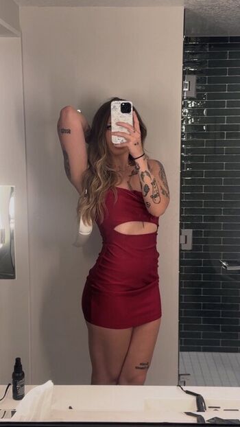 Full leaked Baileygoat private onlyfans photo