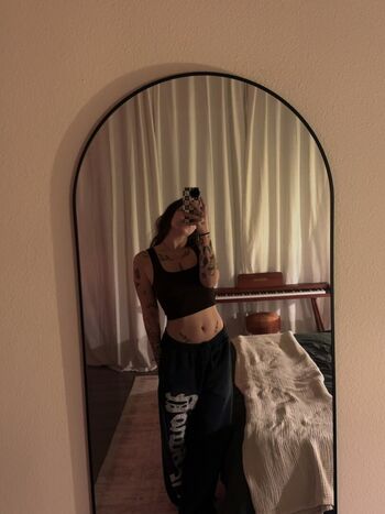 Full leaked Baileygoat private onlyfans photo