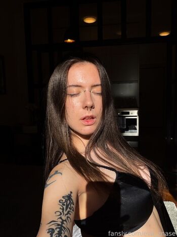 Balkan Girls