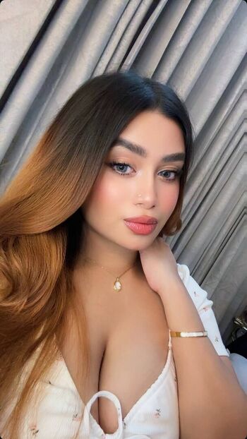 Full leaked Bangladeshi private onlyfans photo