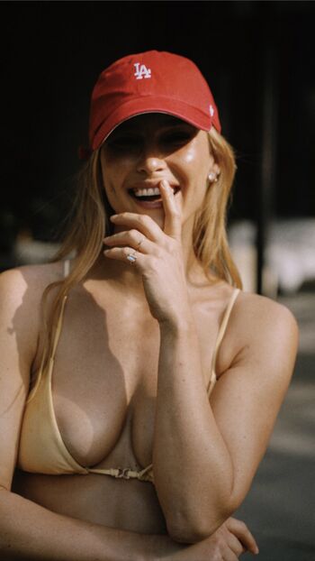 Bar Refaeli