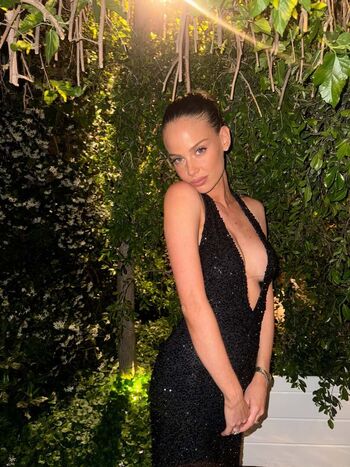 Full leaked Barzomer bar zomer private onlyfans photo