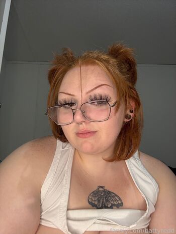 Full leaked Battyredd private onlyfans photo