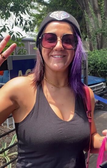 Full leaked Bayley page private onlyfans photo
