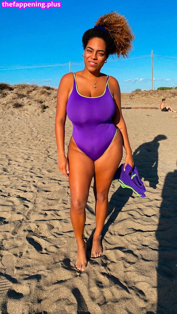 BBC Dildo Solos / Riding / Stroking / Sucking / etc. / https: / lyssaoficiall / talitasilvx Photo OnlyFans Nu #359