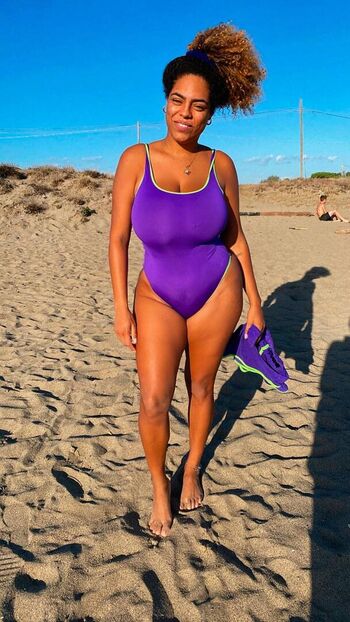 Full leaked Bbc dildo solos  page private onlyfans photo