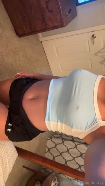 Full leaked Bbigbootyy private onlyfans photo
