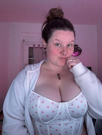 Full leaked Cinnabrit / private onlyfans photo