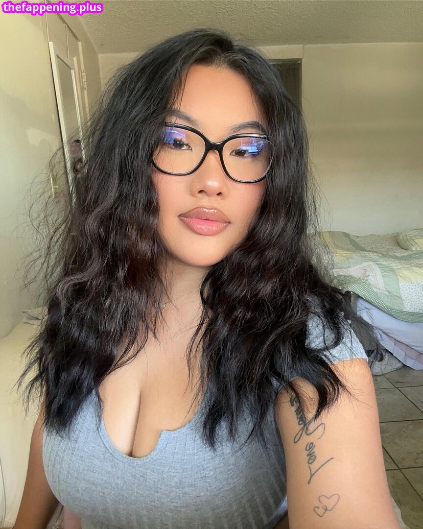 Cece / bbygirlcc / bbygirlcc_ / bbygirlcc__ / cecerosee Naakte OnlyFans Foto #2